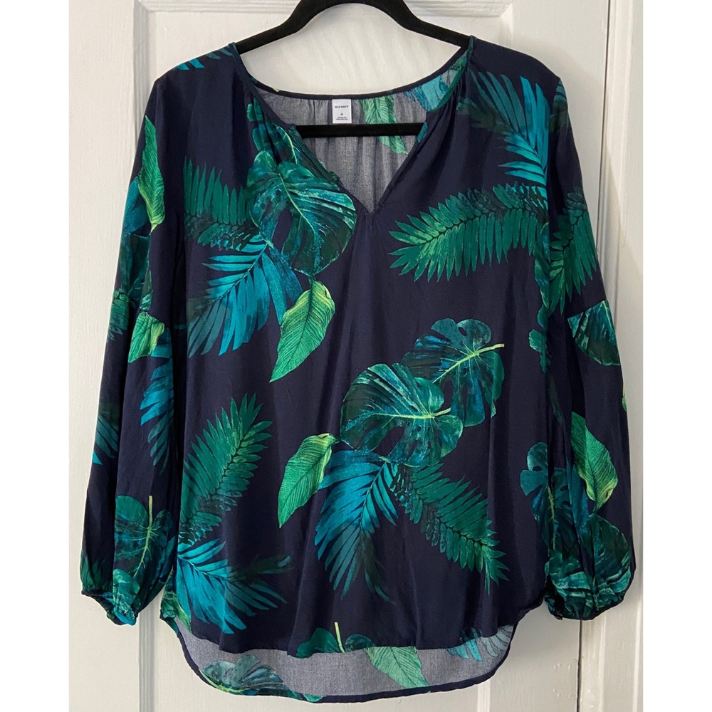 ON Navy Shirt with Leaf Design